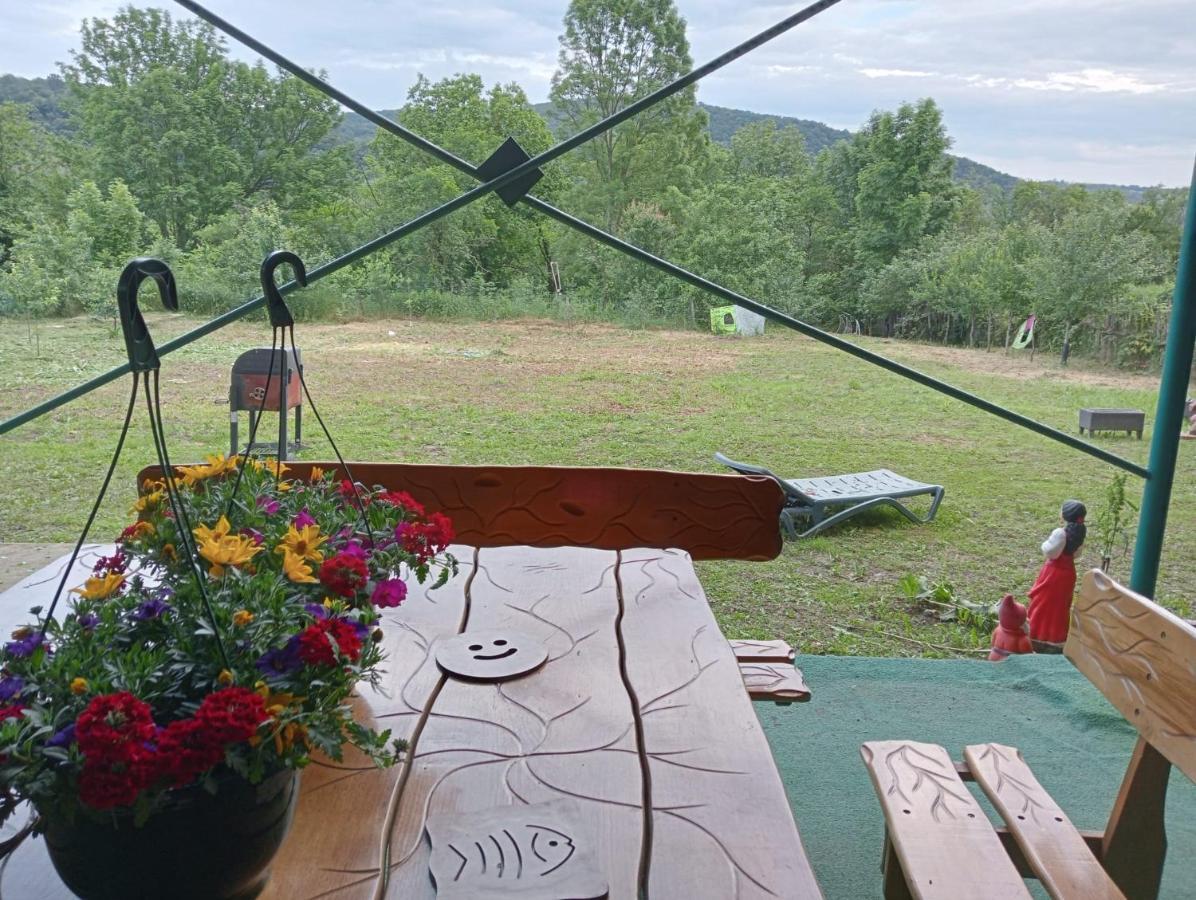 Hello Nature House - Cheile Nerei, Carasului, Garlistei Giurgiova Bagian luar foto